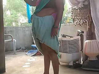 surprising indian aunty